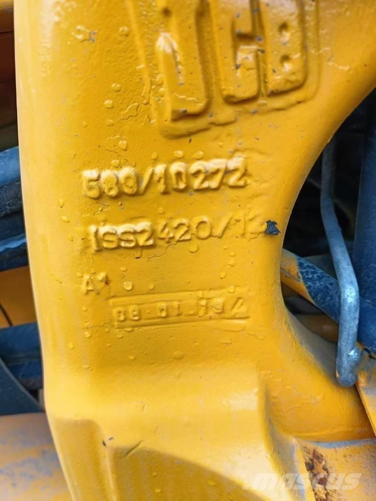 JCB 3 CX ホイール式油圧ショベル（パワーショベル・ユンボ・バックホー）