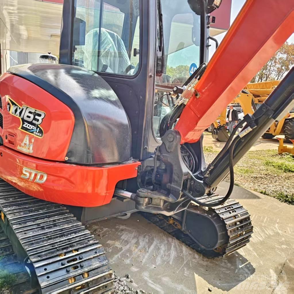 Kubota KX 163 大型油圧ショベル12t以上（パワーショベル・ユンボ）