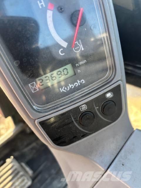 Kubota KX 016-4 ミニ油圧ショベル 7t以下（ミニユンボ・ミニディガー）