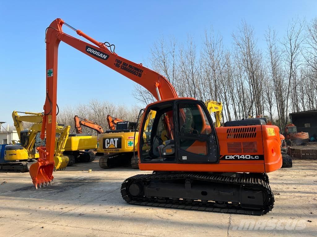 Doosan DX140 大型油圧ショベル12t以上（パワーショベル・ユンボ）