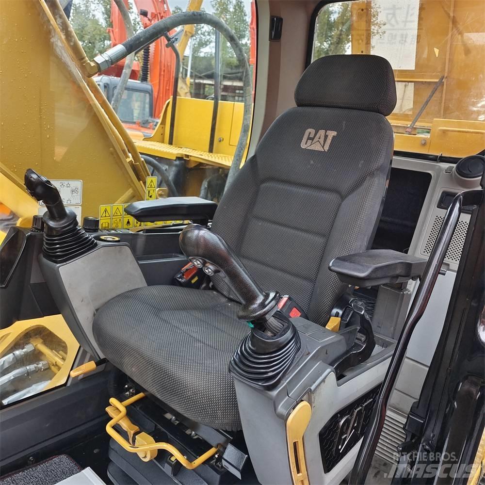 CAT 320 GC 大型油圧ショベル12t以上（パワーショベル・ユンボ）