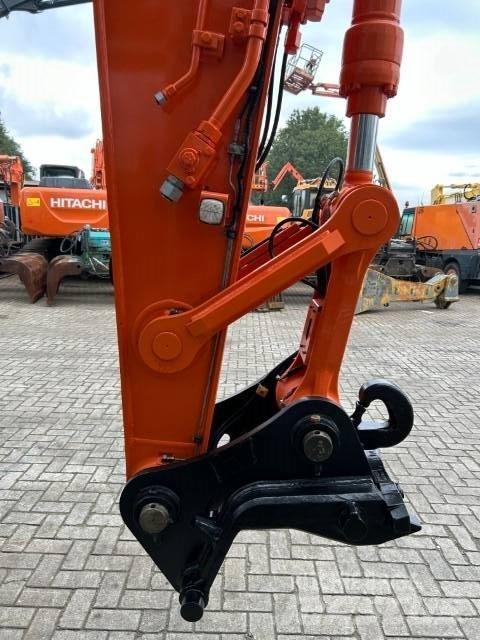 Hitachi ZX 190 W -5B ホイール式油圧ショベル（パワーショベル・ユンボ・バックホー）