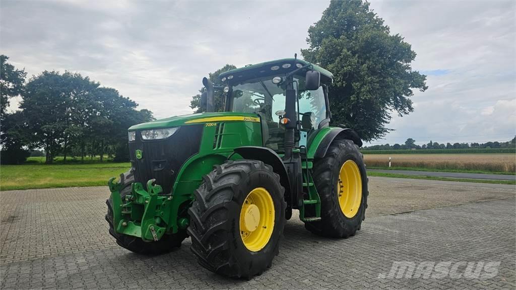 John Deere 7230R トラクター