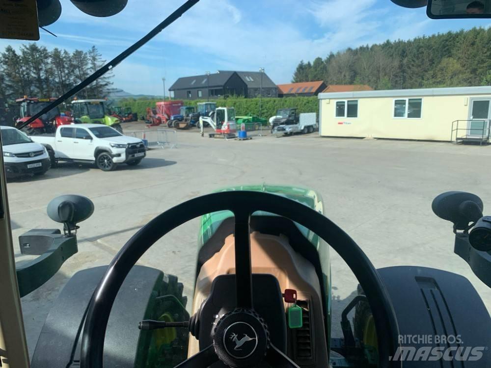 John Deere 7930 トラクター