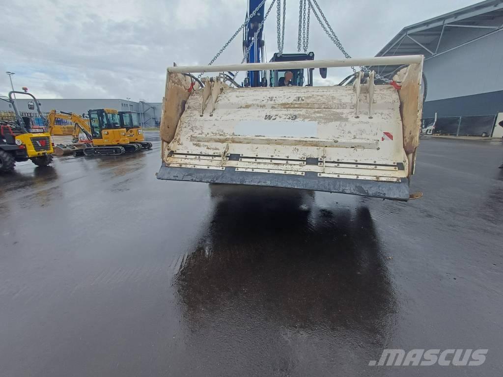 Wirtgen WS 250 アスファルトリサイクルマシン