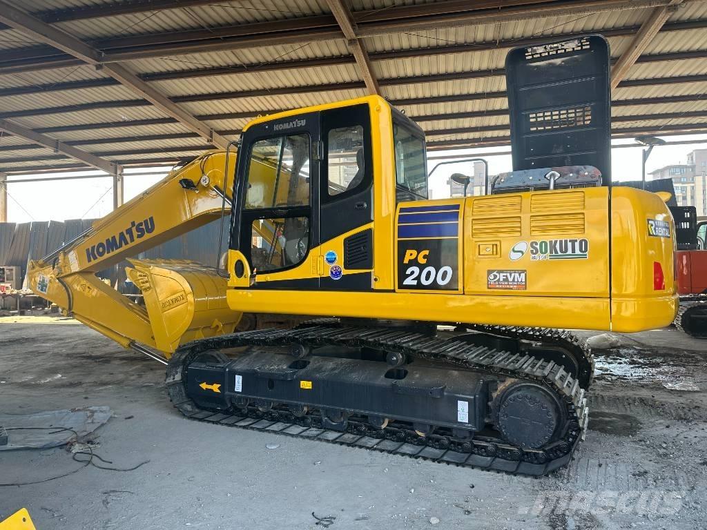 Komatsu PC 200-8 中型油圧ショベル 7ｔ-12ｔ（ユンボ・パワーショベル・バックホー）