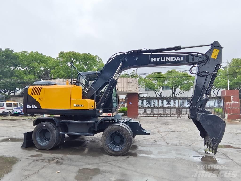 Hyundai 150w ホイール式油圧ショベル（パワーショベル・ユンボ・バックホー）