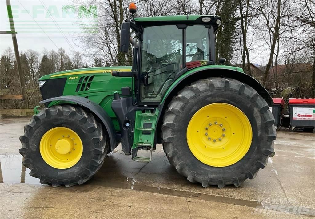 John Deere 6215R トラクター