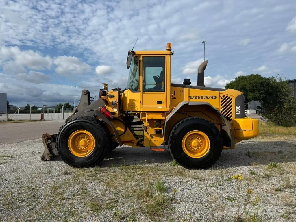 Volvo L 90 E ホイールローダー・タイヤショベル