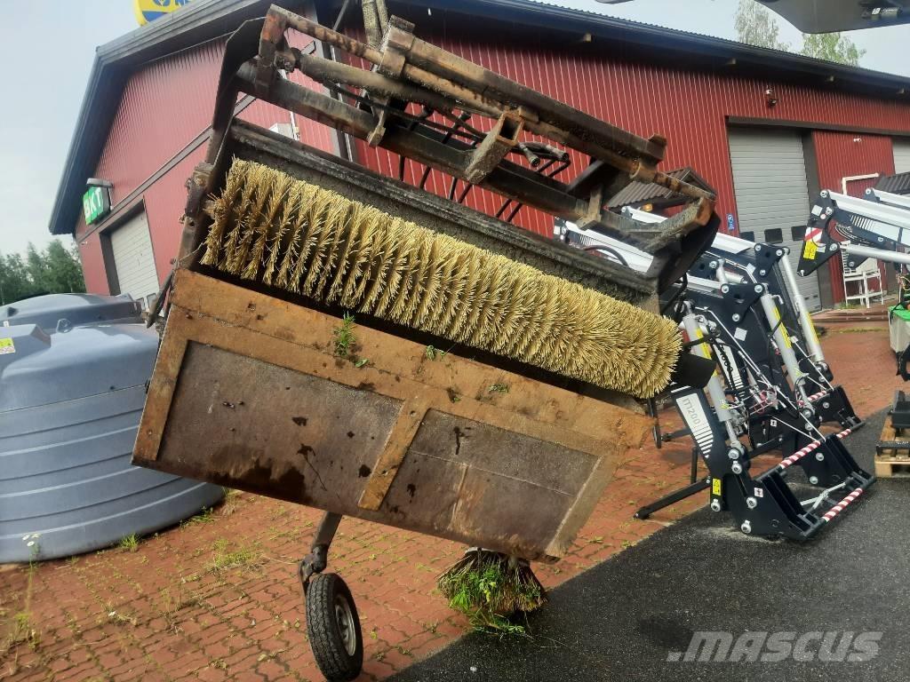 Reko Harjakone 180cm 路面清掃機