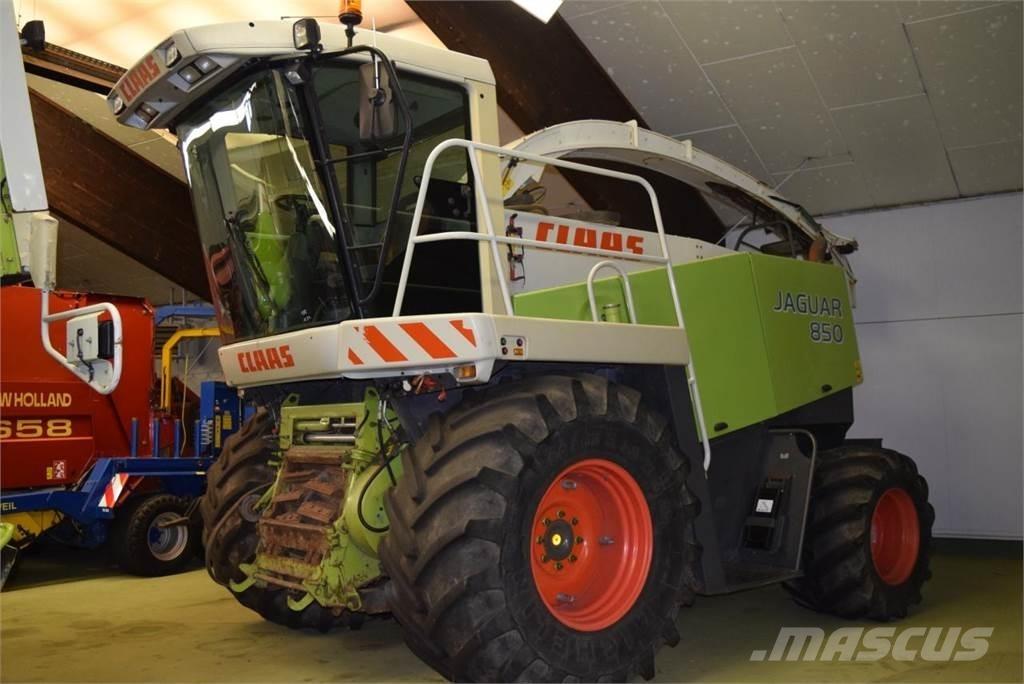 CLAAS Jaguar 850 自走式フォレージハーベスター