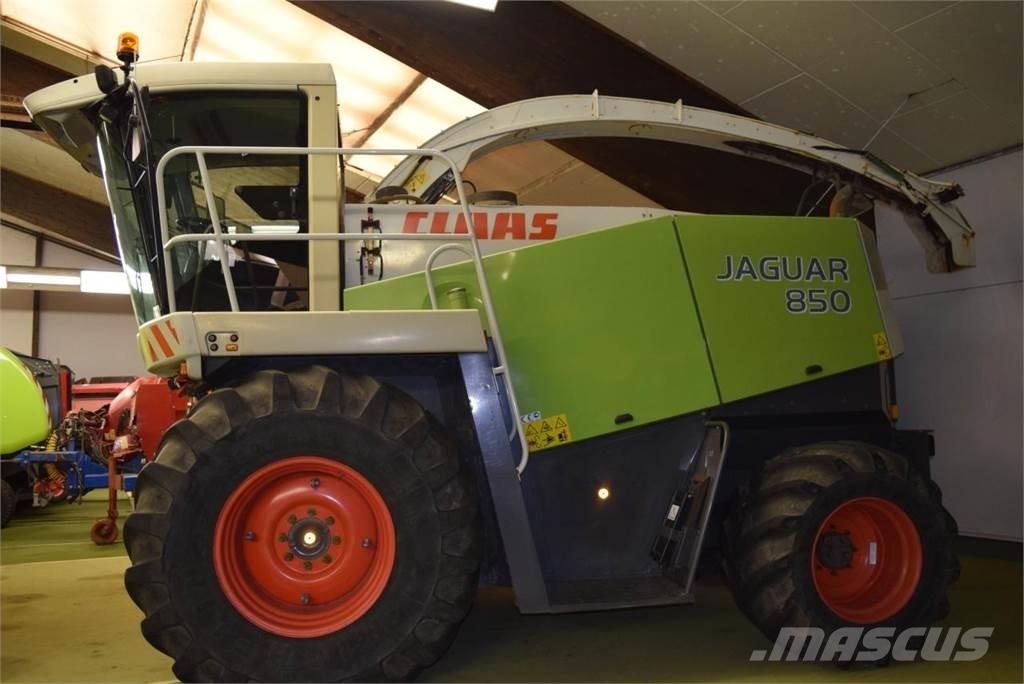 CLAAS Jaguar 850 自走式フォレージハーベスター