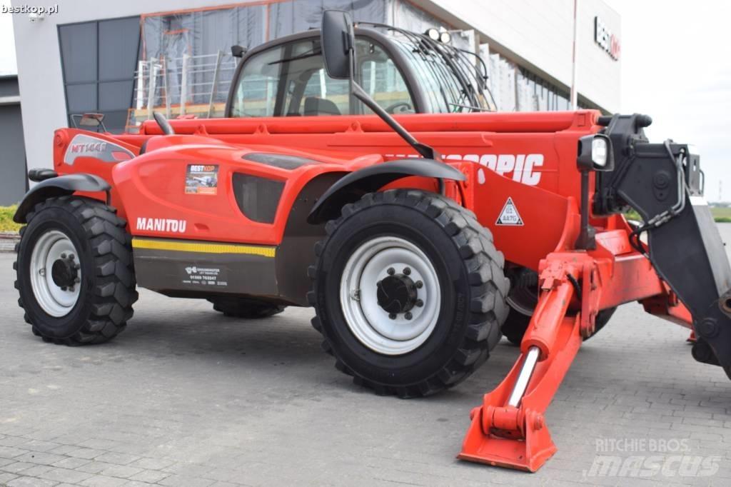 Manitou MT 1440 テレスコーピックハンドラー