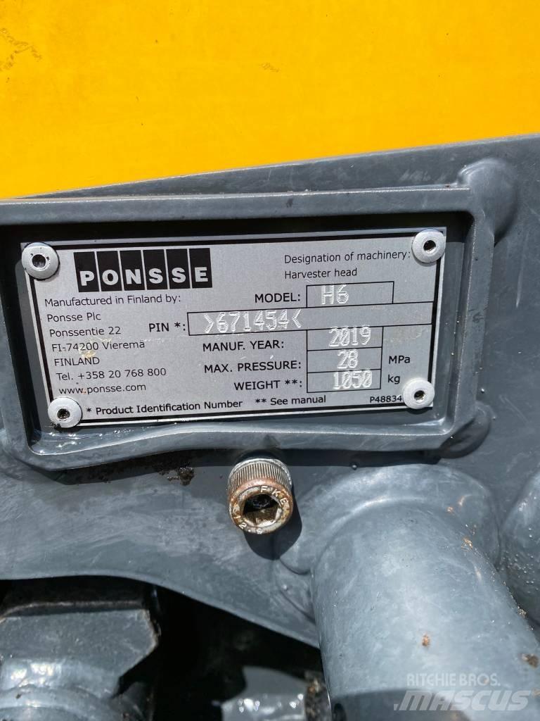 Ponsse Fox ハーベスター