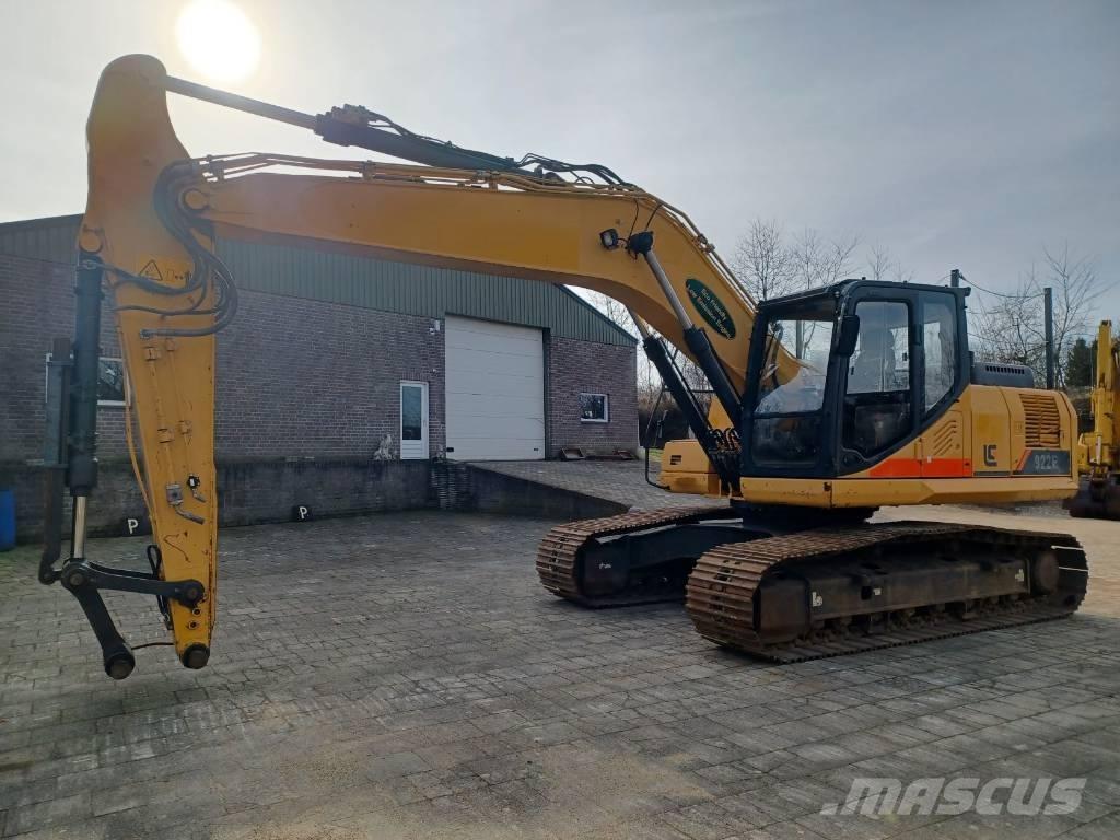 LiuGong CLG 922 E 大型油圧ショベル12t以上（パワーショベル・ユンボ）