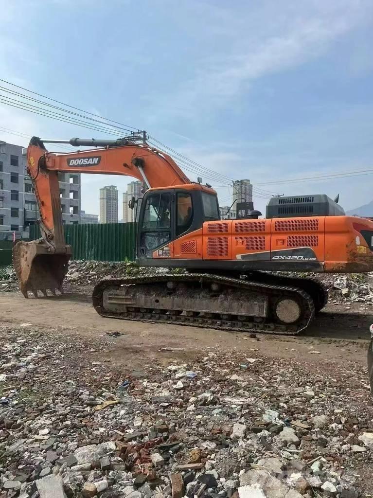 Doosan DX420LC 大型油圧ショベル12t以上（パワーショベル・ユンボ）