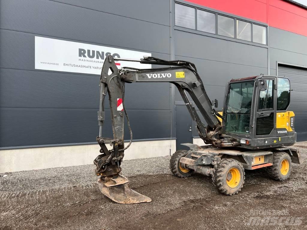 Volvo EW 60 E ホイール式油圧ショベル（パワーショベル・ユンボ・バックホー）