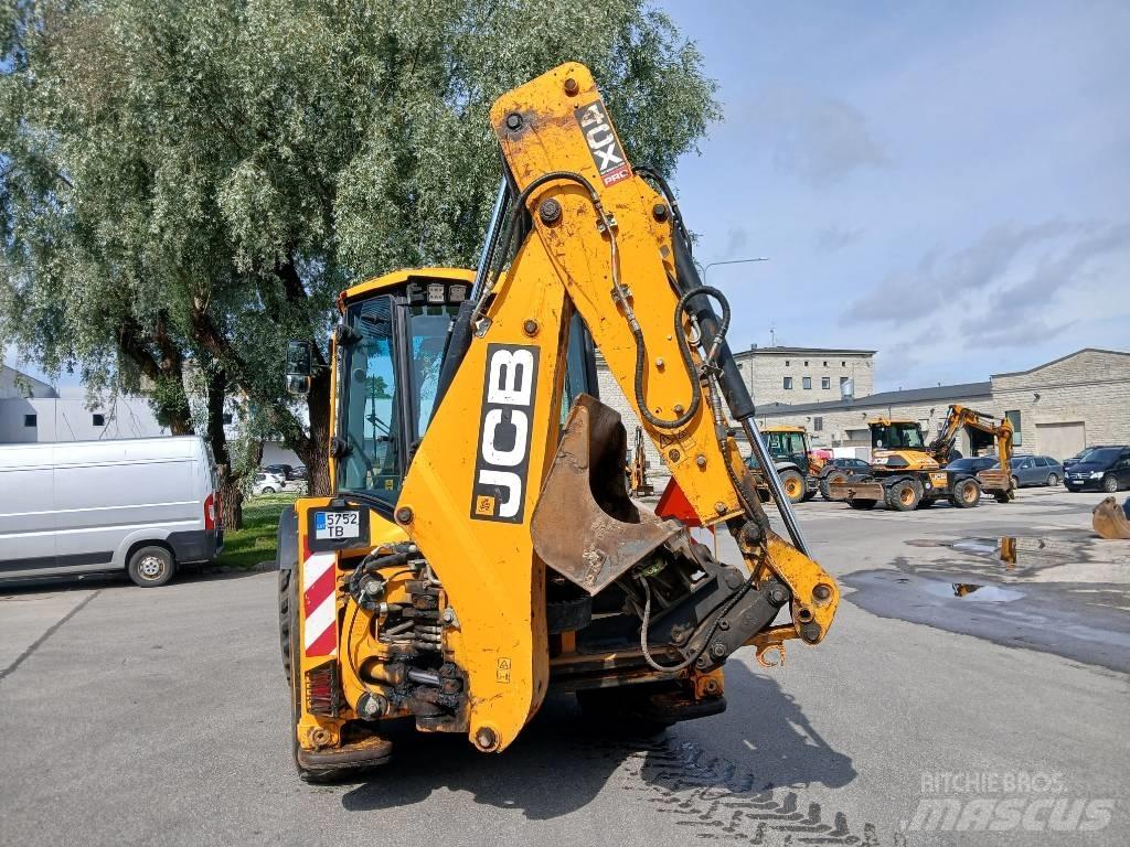 JCB 4 CX Pro AEC バックホーローダー
