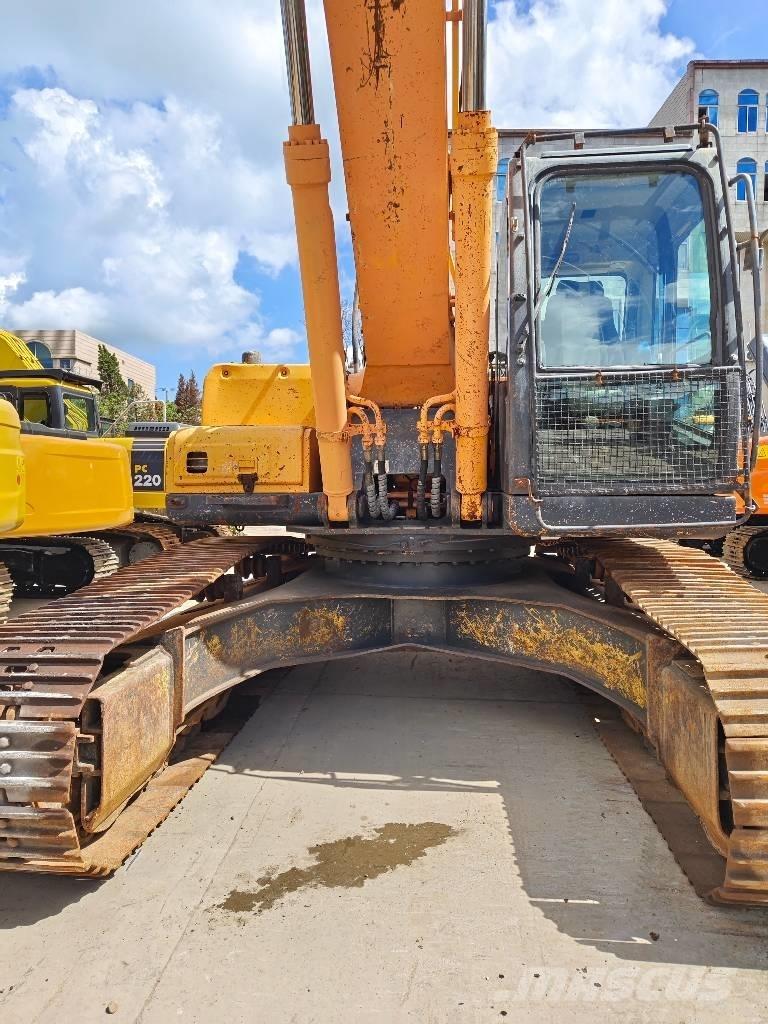 Hyundai R305LC-7 大型油圧ショベル12t以上（パワーショベル・ユンボ）