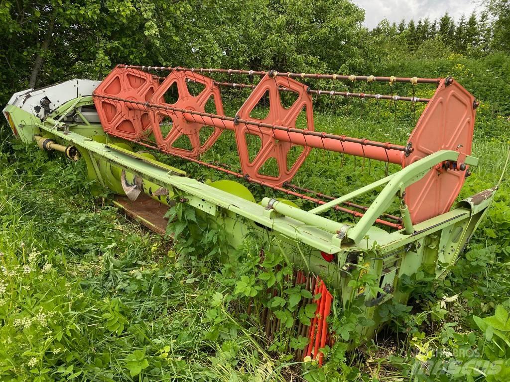 CLAAS Dominator 150 コンバイン