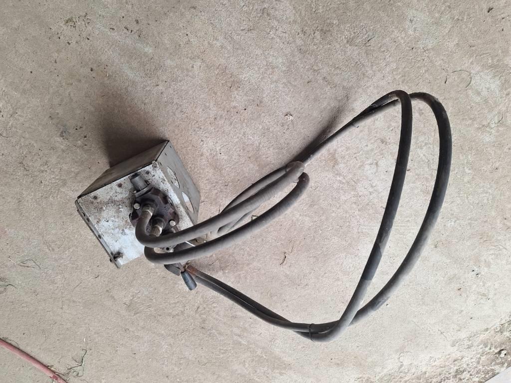 Jussi Tupla-jussi ダンプトレーラー