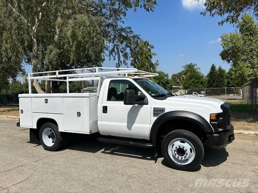 Ford F 450 SD 多目的／汎用車両