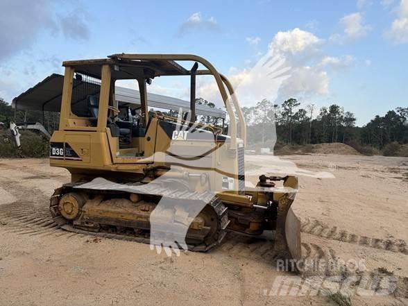 CAT D3G XL ブルドーザー