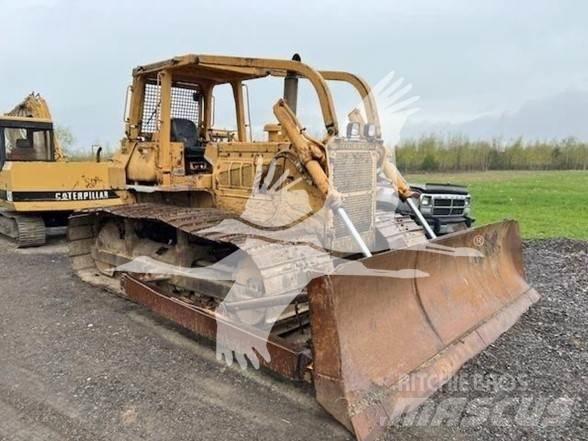 Komatsu D65P-7 ブルドーザー