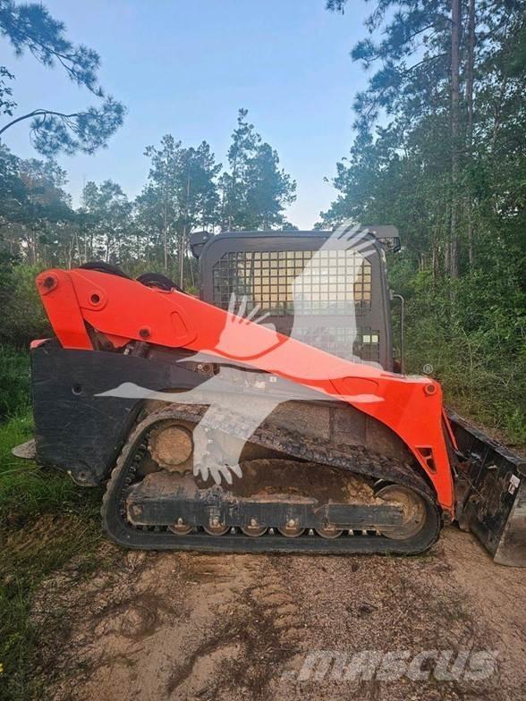 Kubota SVL95-2 スキッドステアローダー