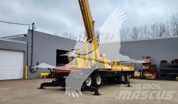 P&H T300A クレーントラック、ユニック車