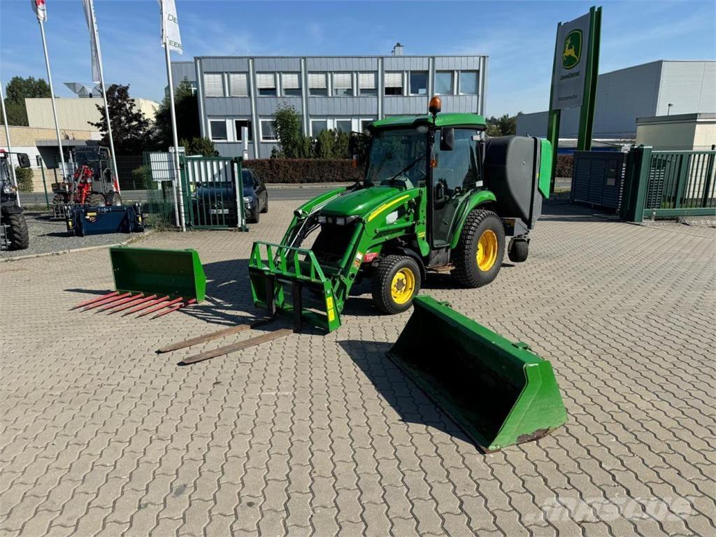 John Deere 3720 コンパクトトラクター