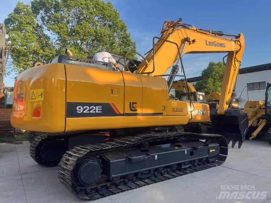 LiuGong CLG 922 E 大型油圧ショベル12t以上（パワーショベル・ユンボ）