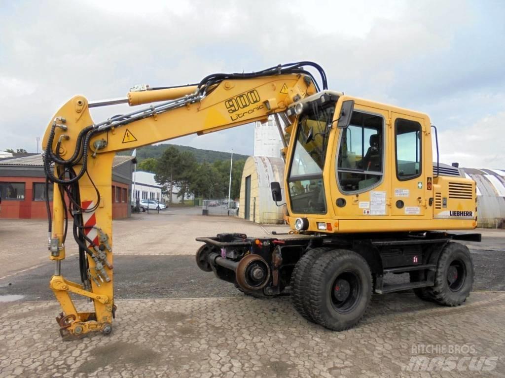 Liebherr A 900 C ZW ホイール式油圧ショベル（パワーショベル・ユンボ・バックホー）
