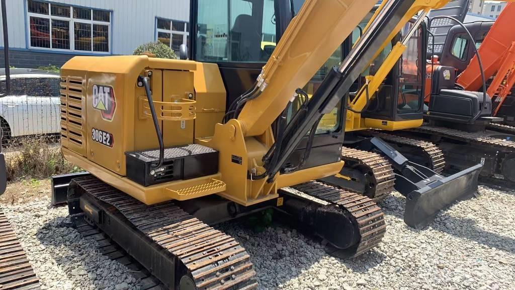 CAT 306e 大型油圧ショベル12t以上（パワーショベル・ユンボ）