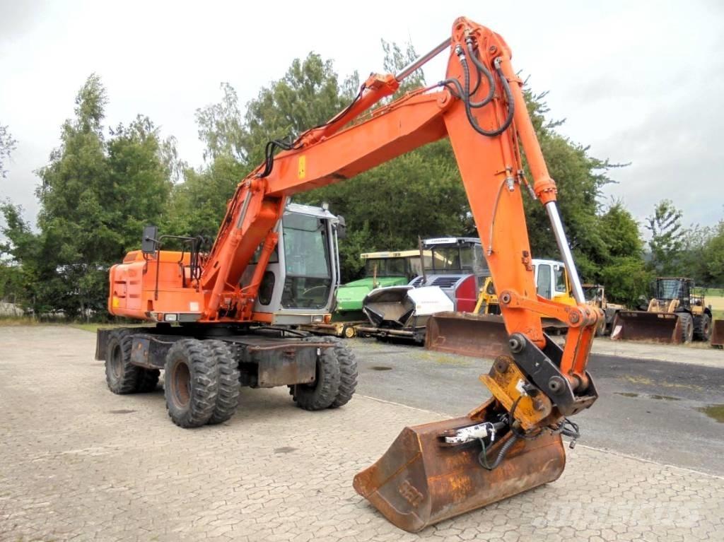 Hitachi FH 130 W-3 ホイール式油圧ショベル（パワーショベル・ユンボ・バックホー）