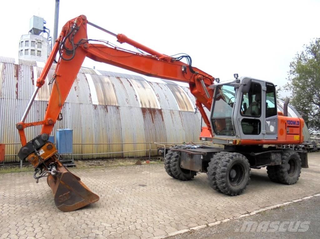 Hitachi FH 130 W-3 ホイール式油圧ショベル（パワーショベル・ユンボ・バックホー）