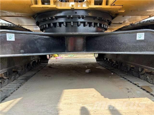 CAT 320 D 大型油圧ショベル12t以上（パワーショベル・ユンボ）