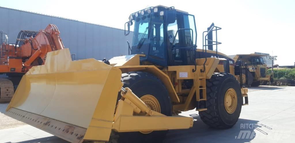 CAT 824 G series II タイヤ式ブルドーザ