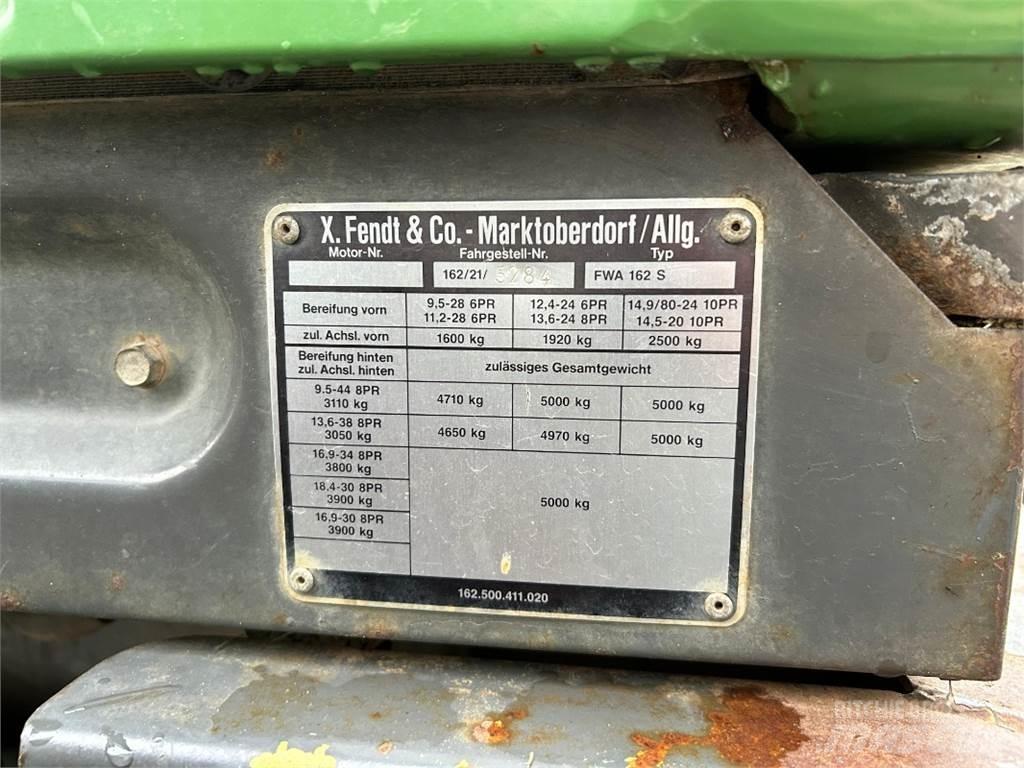 Fendt 305 LSA トラクター