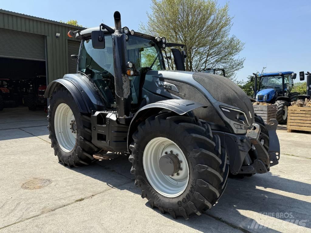 Valtra T174 Direct トラクター