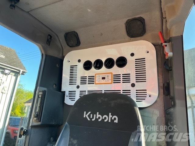 Kubota U 48-4 ミニ油圧ショベル 7t以下（ミニユンボ・ミニディガー）