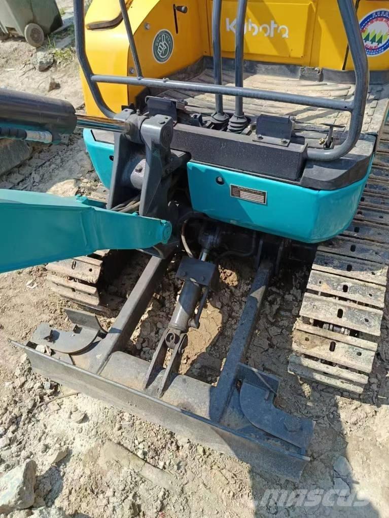 Kubota U 17 ミニ油圧ショベル 7t以下（ミニユンボ・ミニディガー）