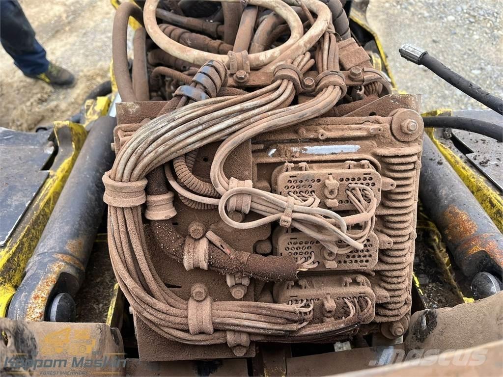 John Deere H415 ハーベスタヘッド