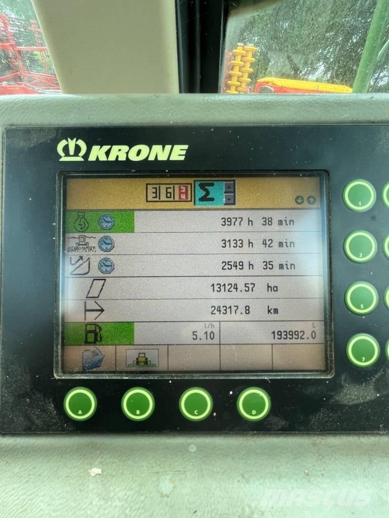 Krone Big X 500 自走式フォレージハーベスター