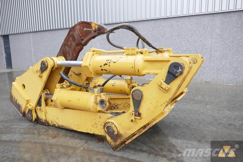 CAT D9H Ripper その他部品