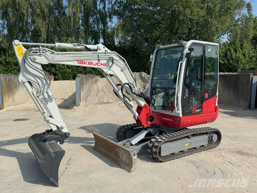 Takeuchi TB 235-2 ミニ油圧ショベル 7t以下（ミニユンボ・ミニディガー）