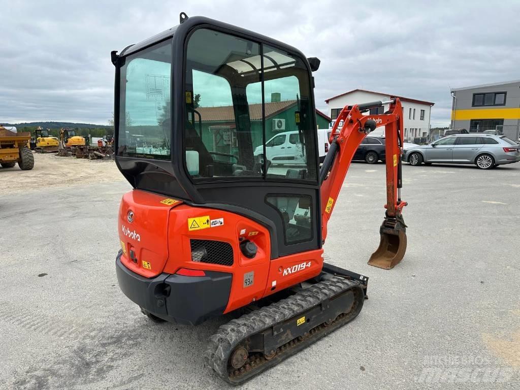 Kubota KX 019-4 ミニ油圧ショベル 7t以下（ミニユンボ・ミニディガー）