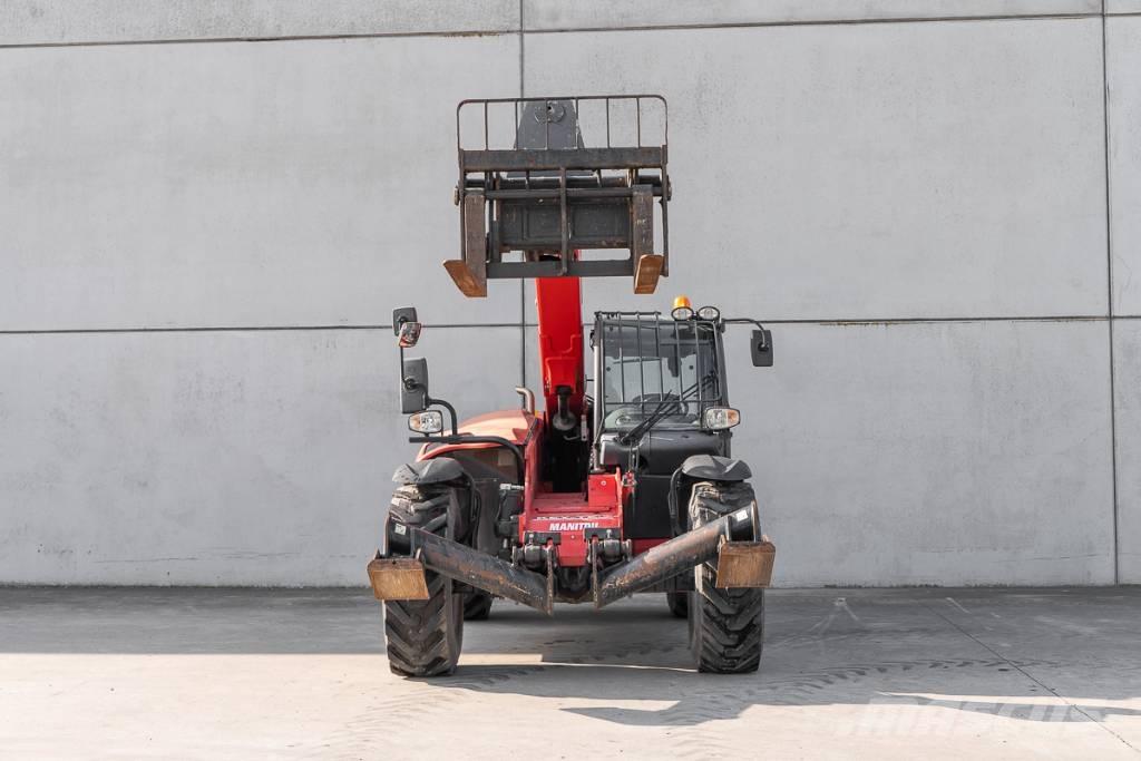 Manitou MT 1135 テレスコーピックハンドラー