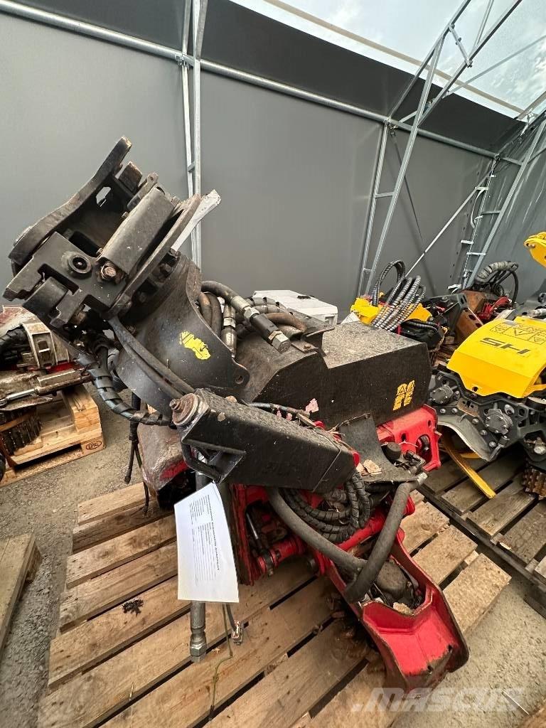 Waratah 413 ハーベスタヘッド