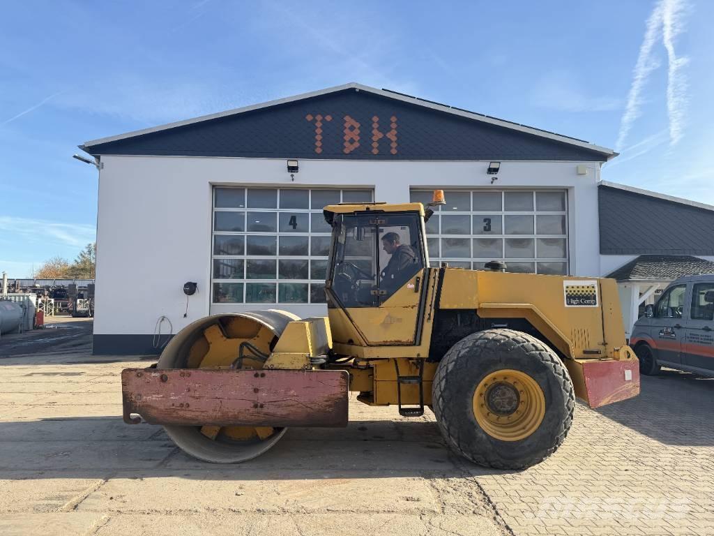 Dynapac CA 251 D 振動ローラ